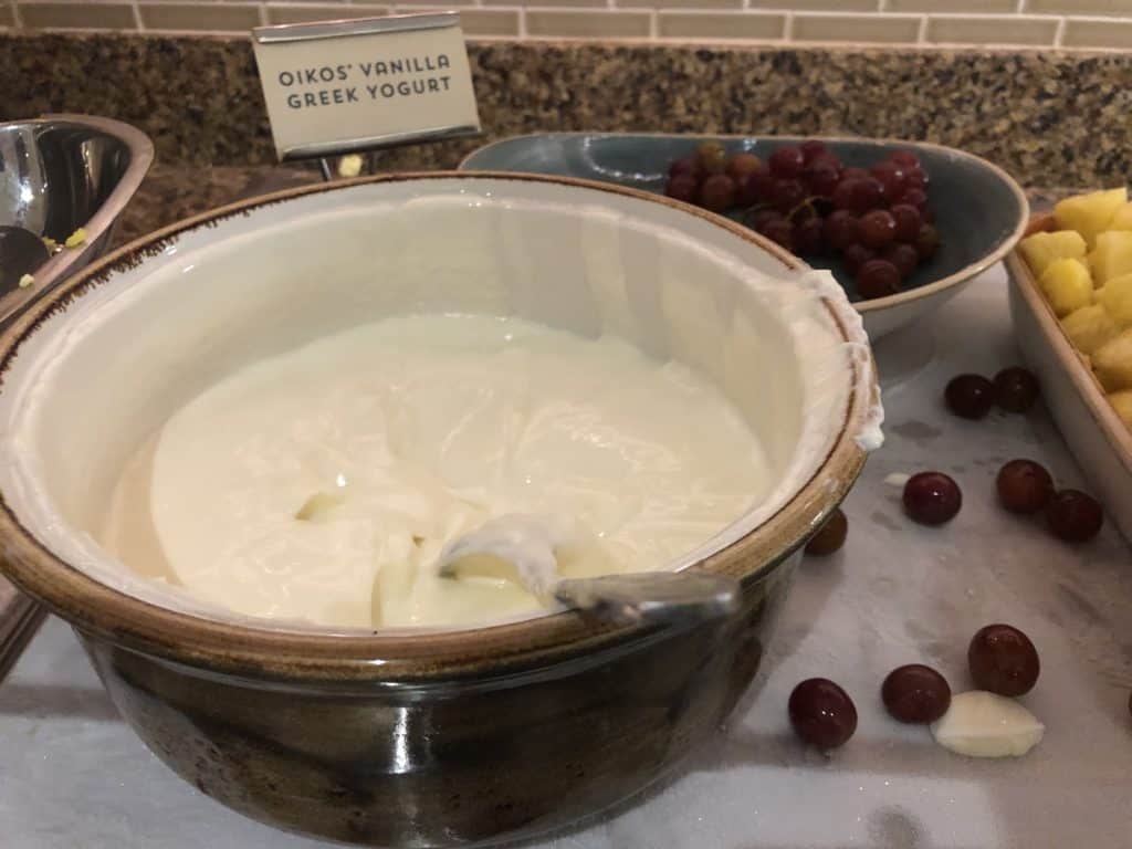 Hyatt Place New York Midtown South Yogurt