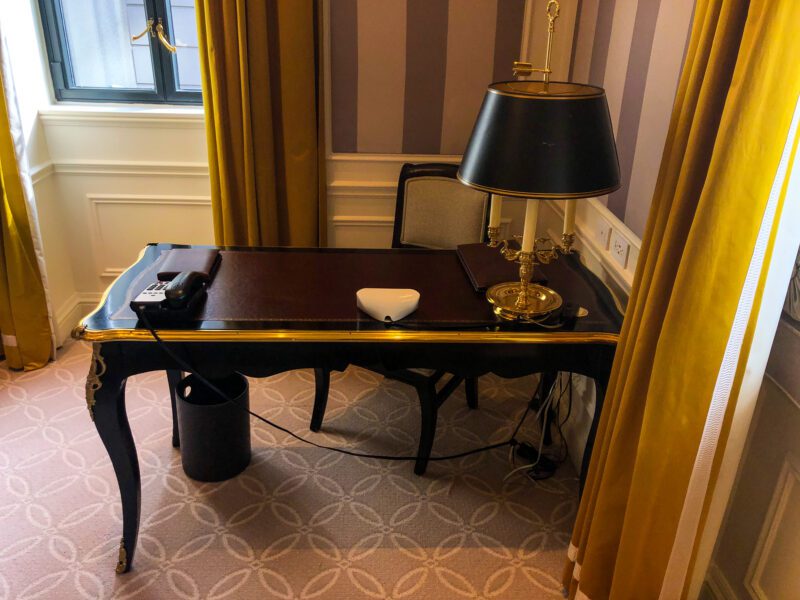 St Regis New York 5th Avenue Suite desk