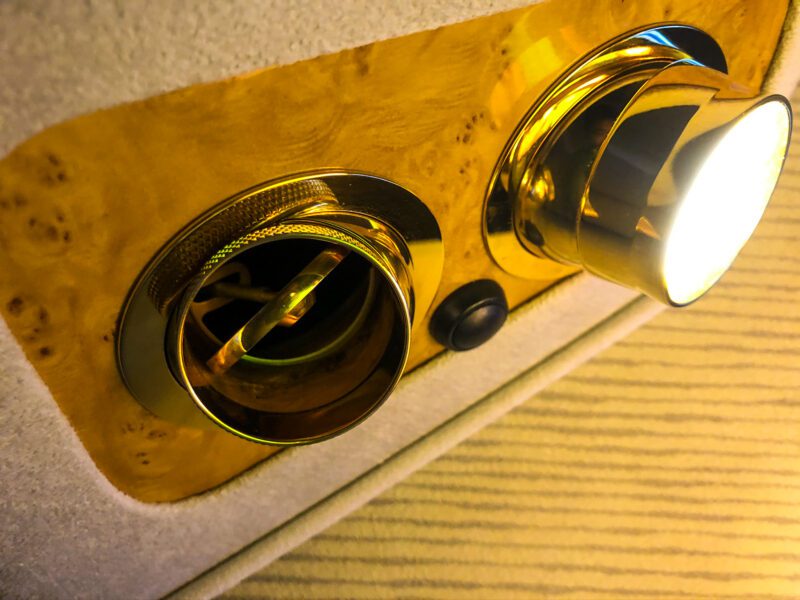 Emirates A380 First Class Seat Lighting And Individual Air Nozzle