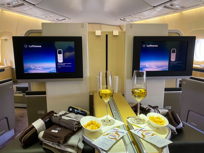 Lufthansa 747-8 First Class (3)