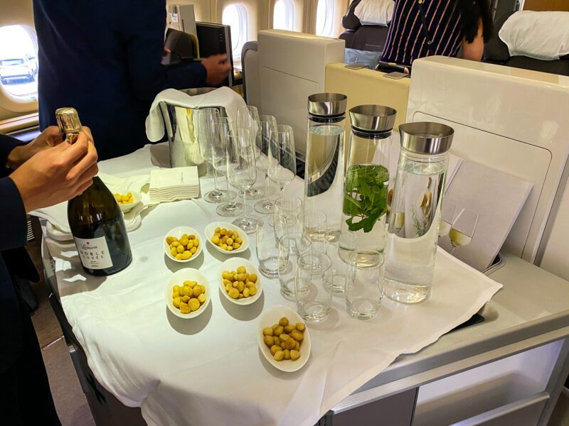 Lufthansa 747-8 First Class In Flight Bar