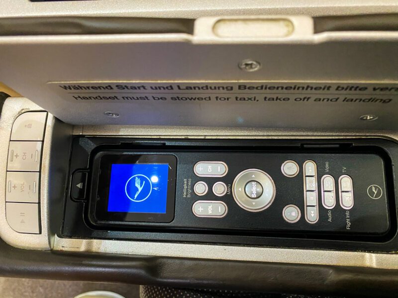 Lufthansa 747-8 First Class In Flight Remote