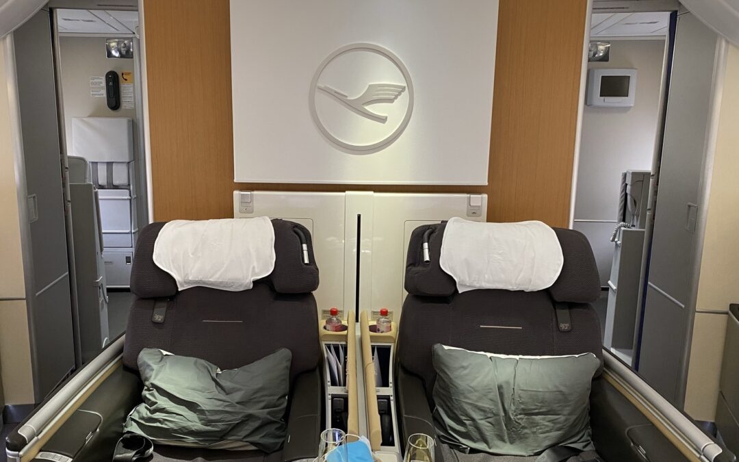 Lufthansa 747-8 First Class Review [Los Angeles to Frankfurt]