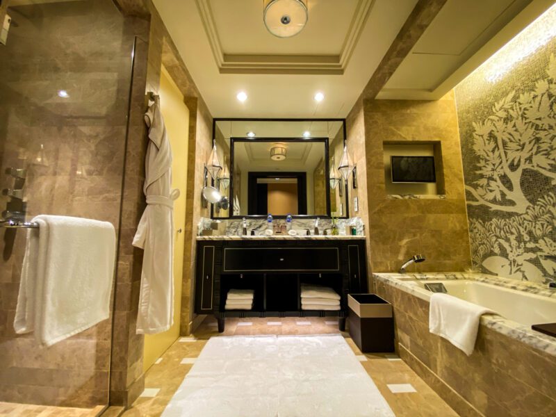 St. Regis Cairo Astor Room Bathroom