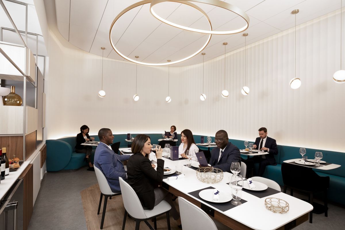 Air France La Premiere Lounge In Paris