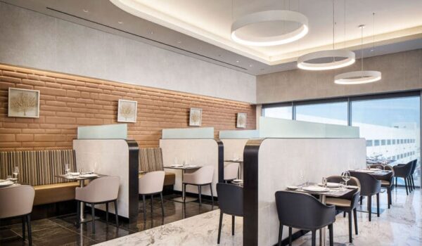 The Best Airport Lounges In the U.S. [45+ Lounges]