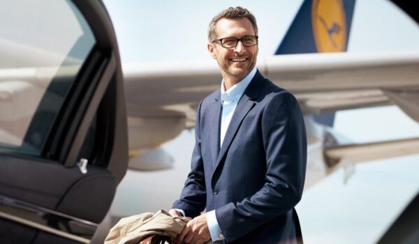 Which Airlines Offer Free Chauffeur Service? [2025]