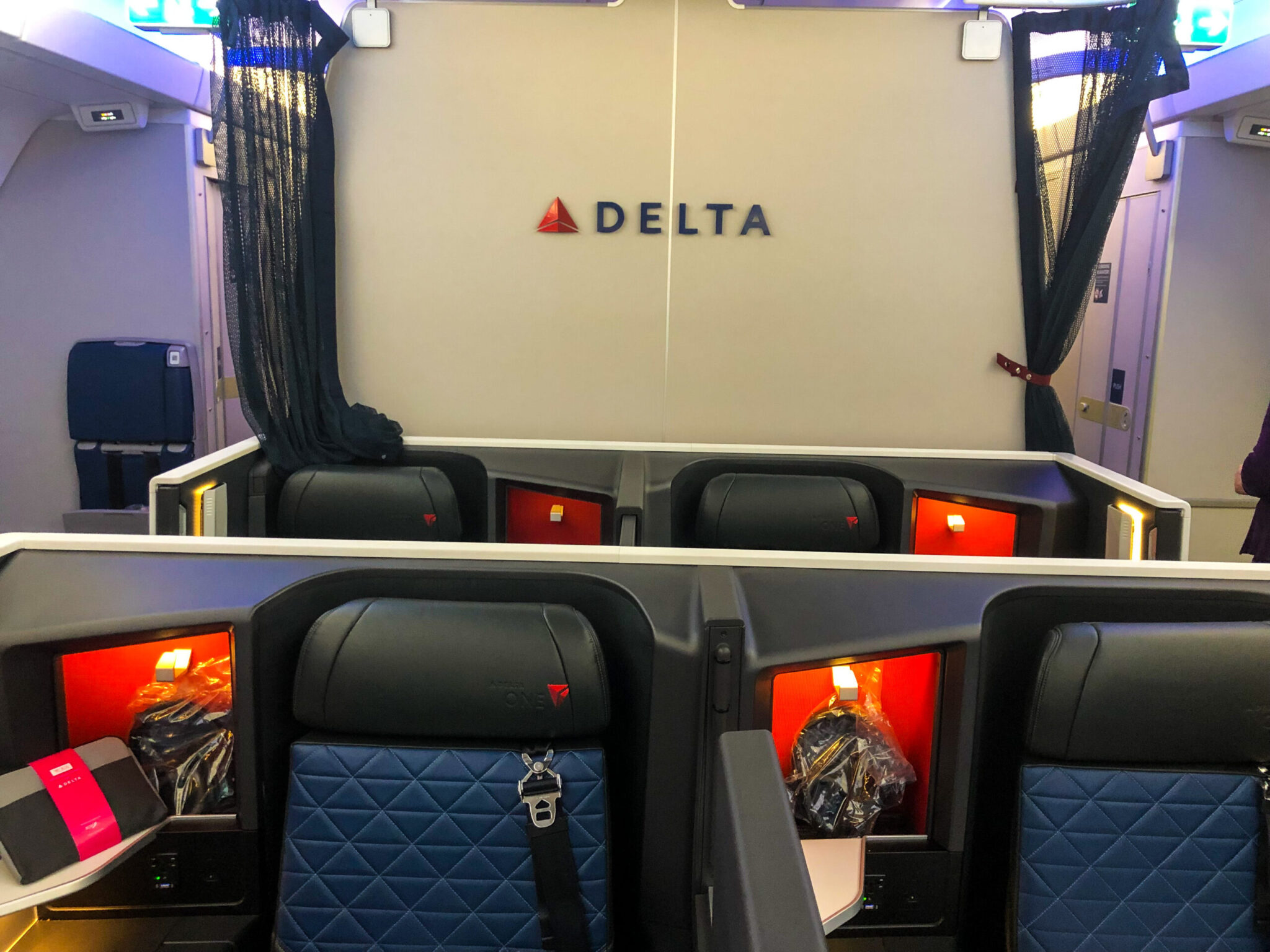 Delta One Suites A350-900