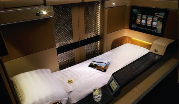 Emirates First Class vs Etihad Airways First Class Comparison [2025]