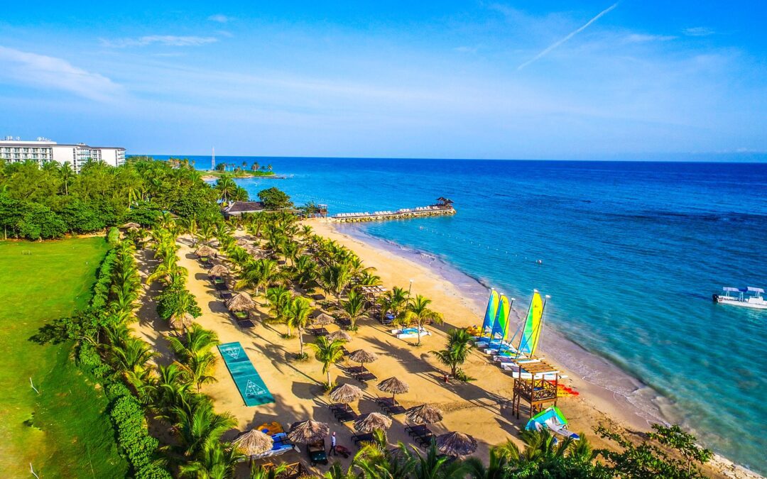 19 Best Resorts in the Caribbean You Can Book With Points [Includes All-Inclusive Options]