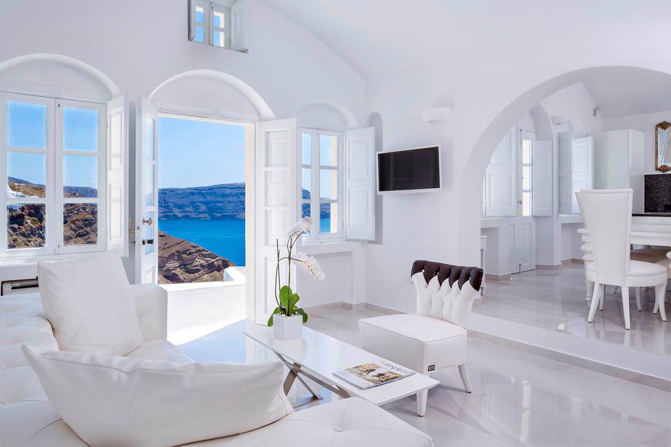 Canaves Oia Suites