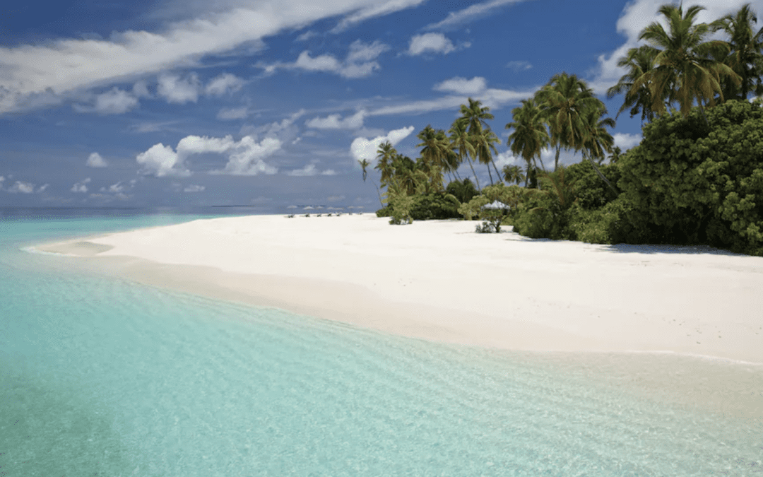 26 Best Beach Hotels You Can Book Using Points [2025]