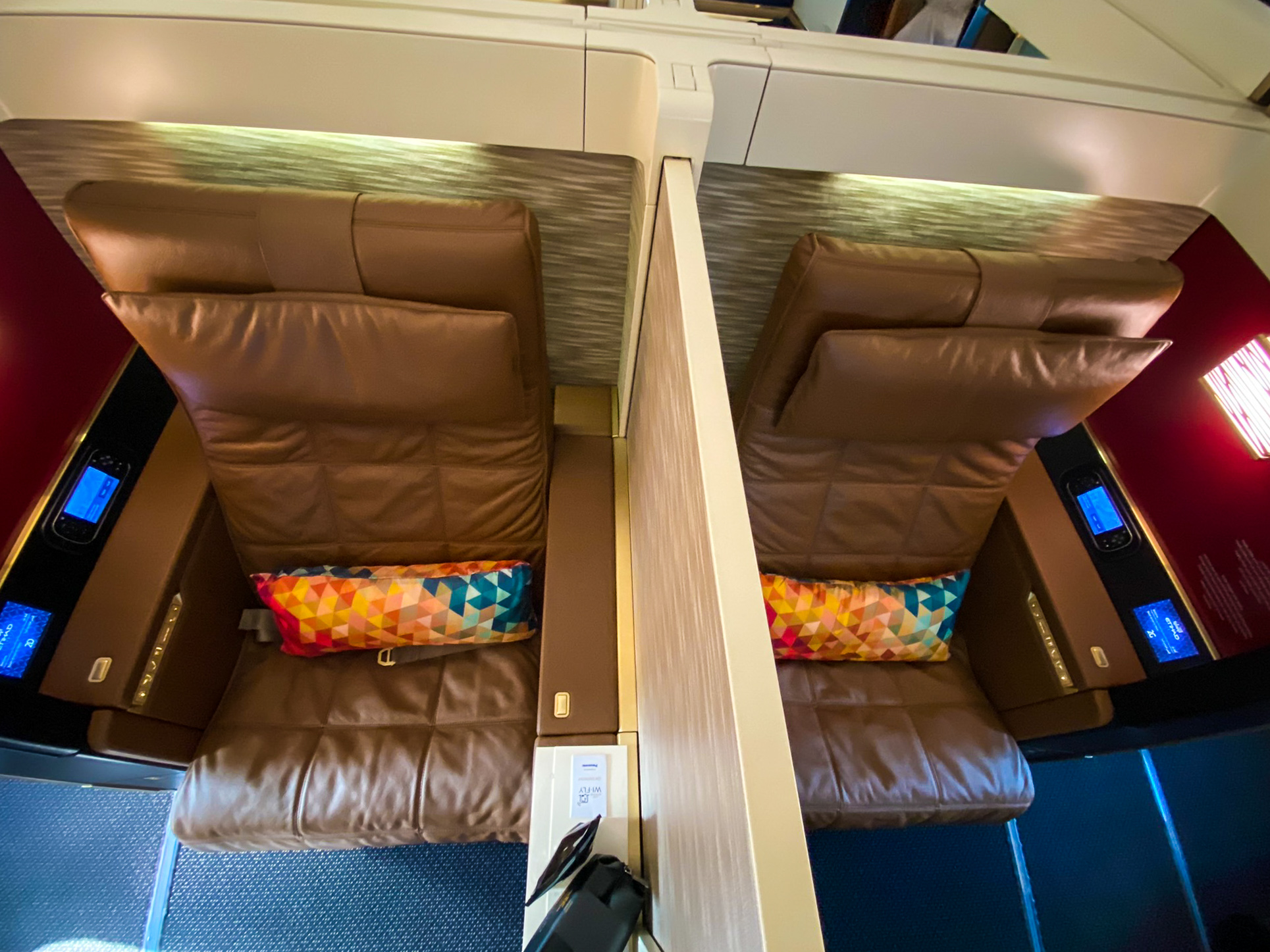 Etihad first class rear-facing middle seats