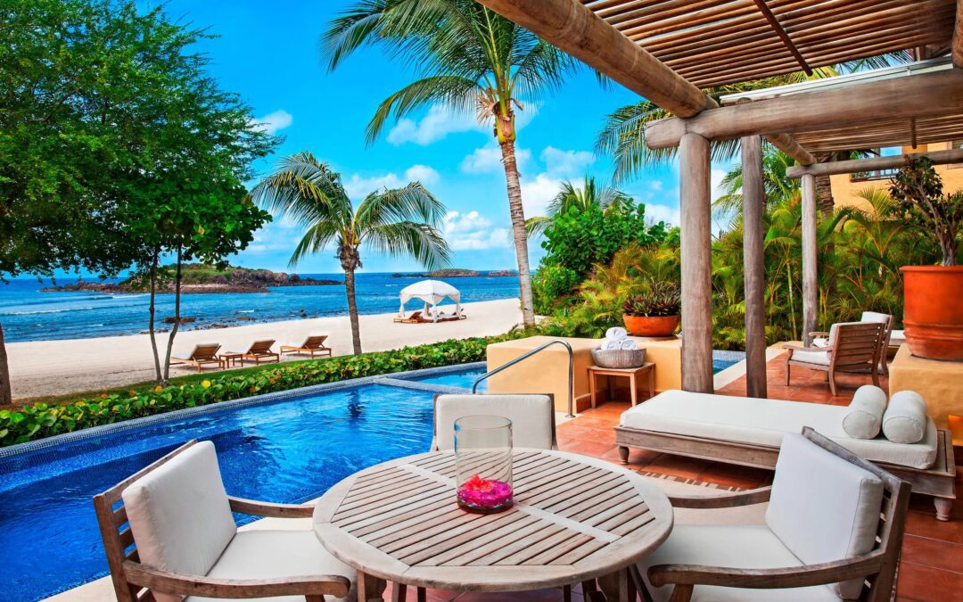 St. Regis Punta Mita Resort vs Four Seasons Resort Punta Mita [2025]