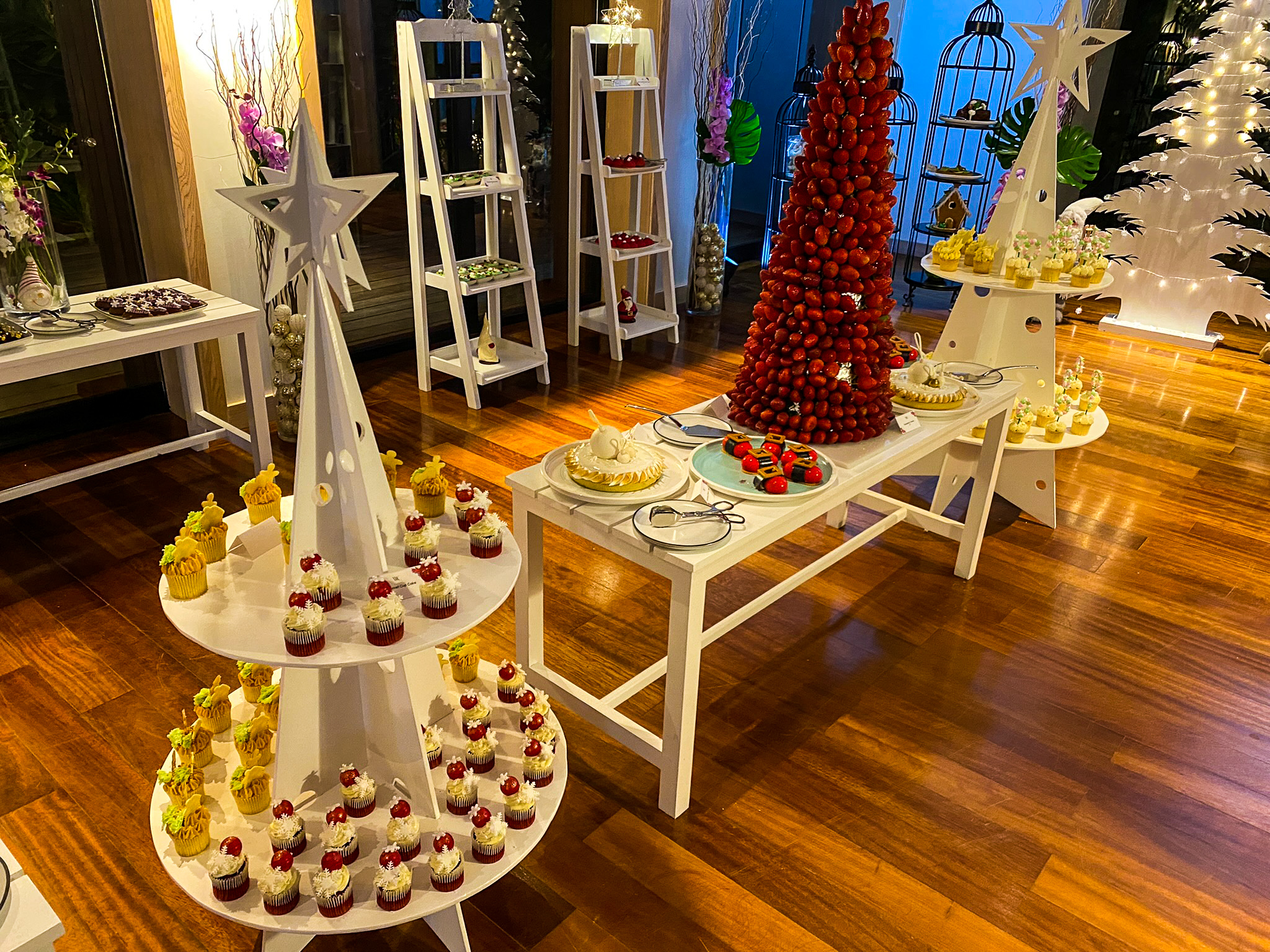 Waldorf Astoria Maldives Ithaafushi Christmas Eve Gala desserts
