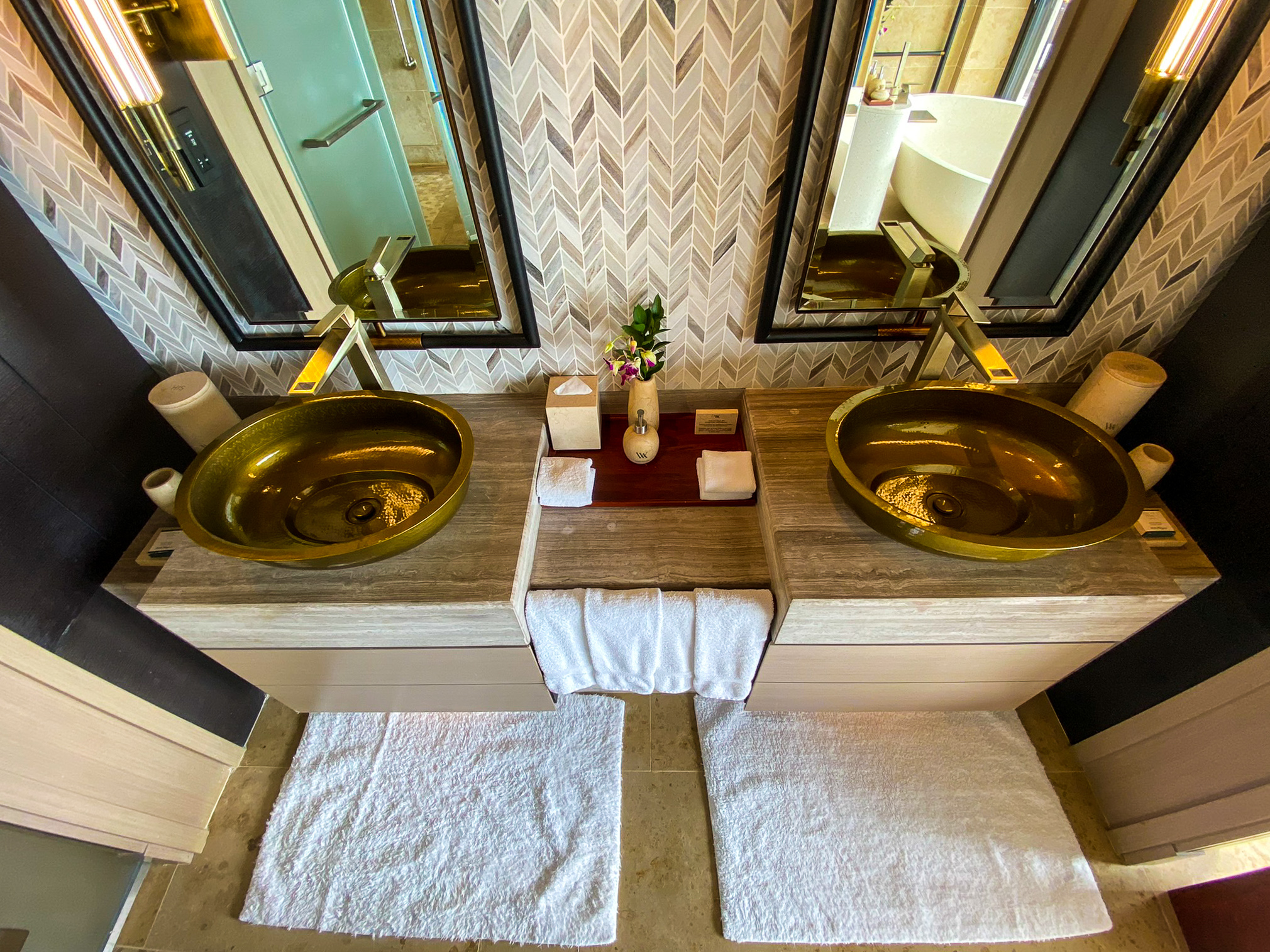 Waldorf Astoria Maldives Ithaafushi king reef villa double vanities