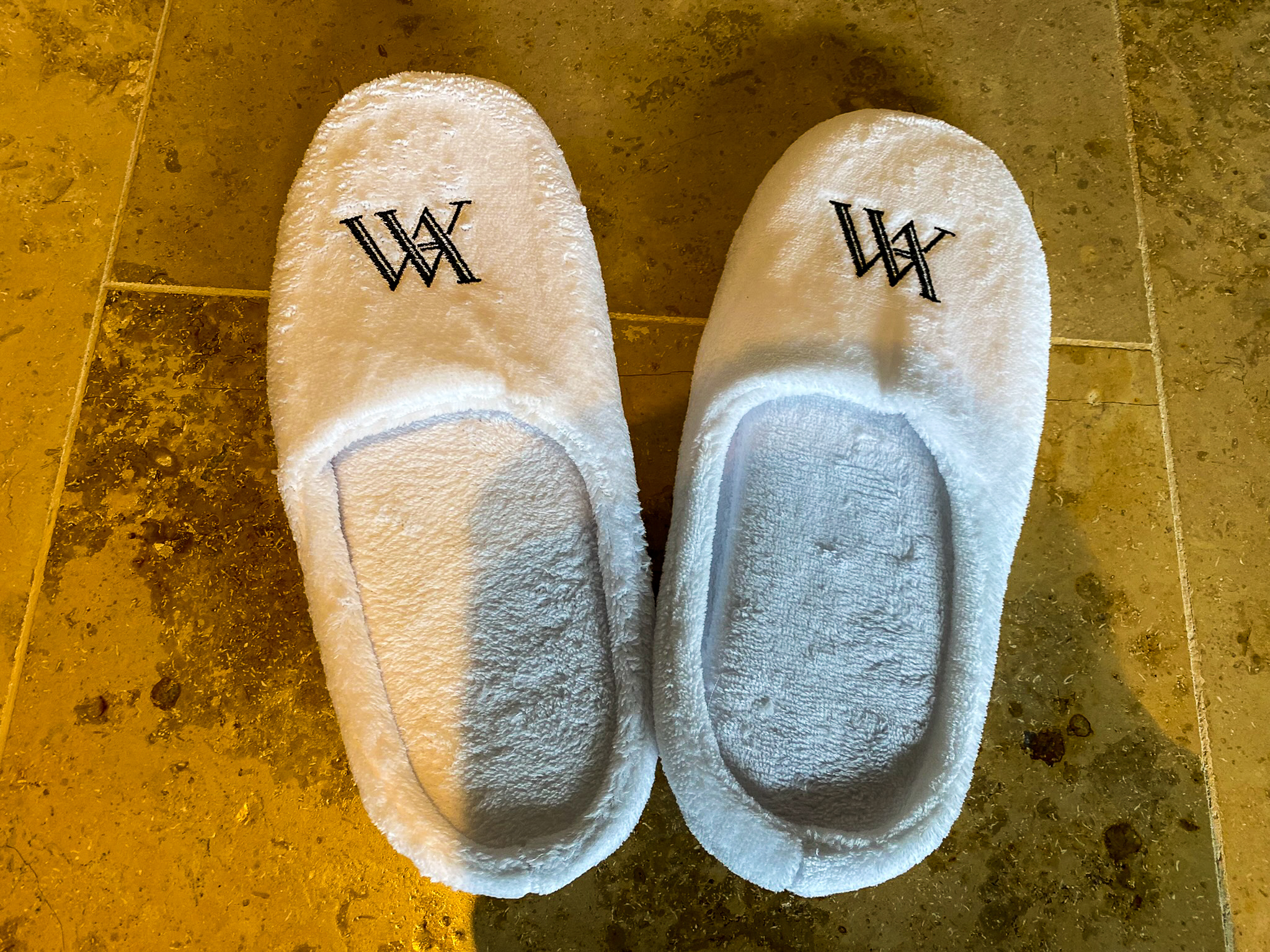 Waldorf Astoria Maldives Ithaafushi slippers