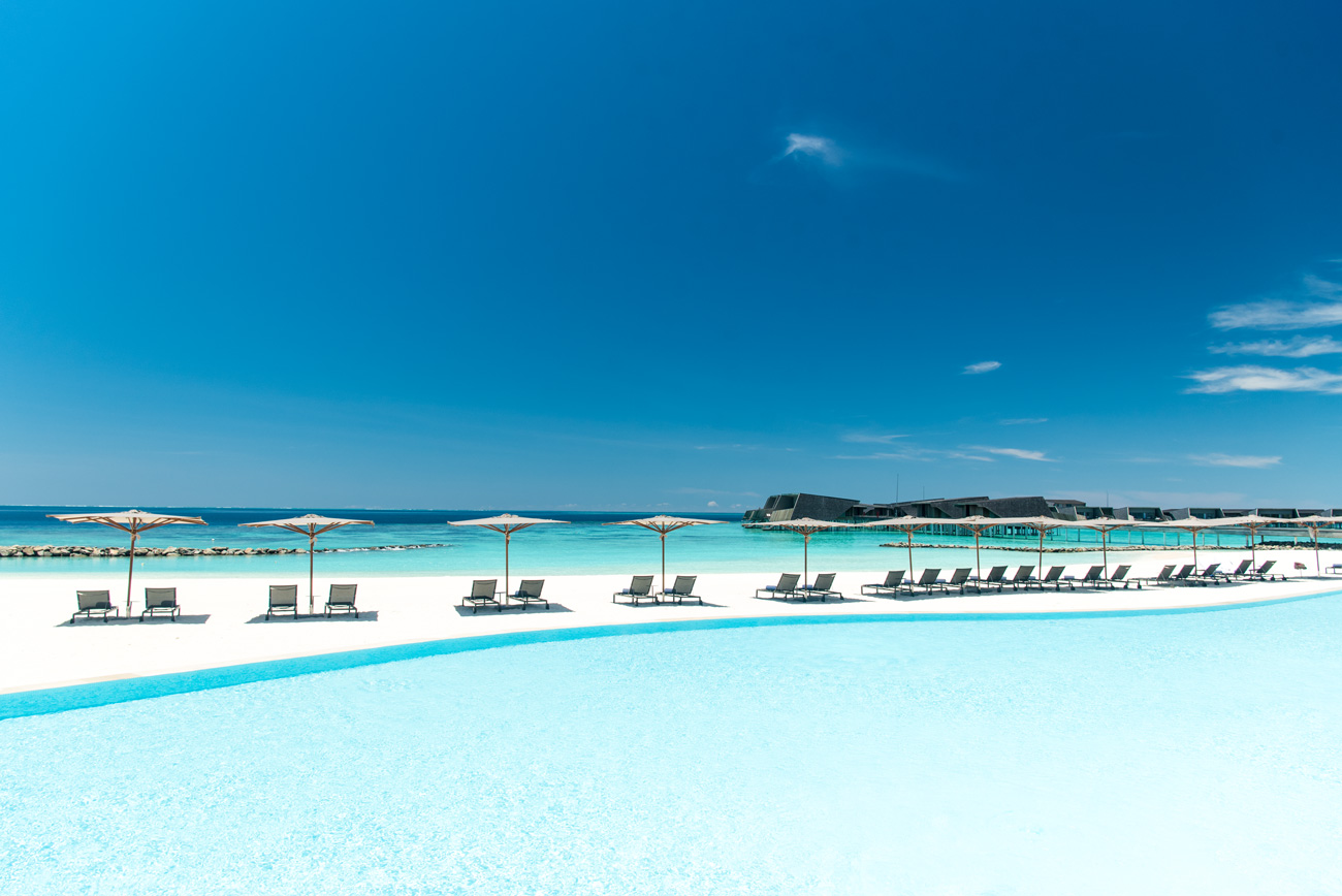 St. Regis Maldives Vommuli Resort Beach