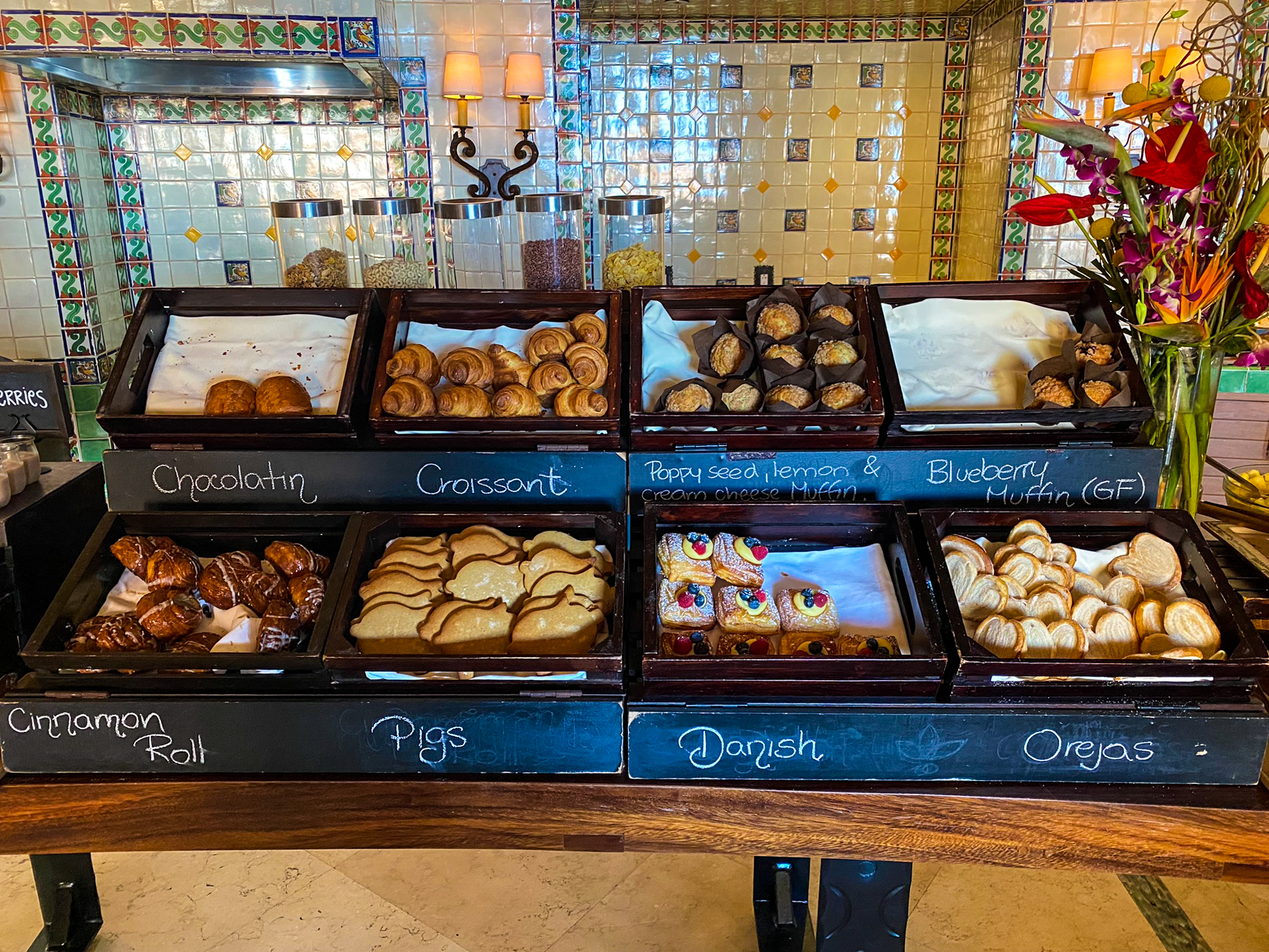 Waldorf Astoria Los Cabos Pedregal Don Manuel's breakfast pastries station