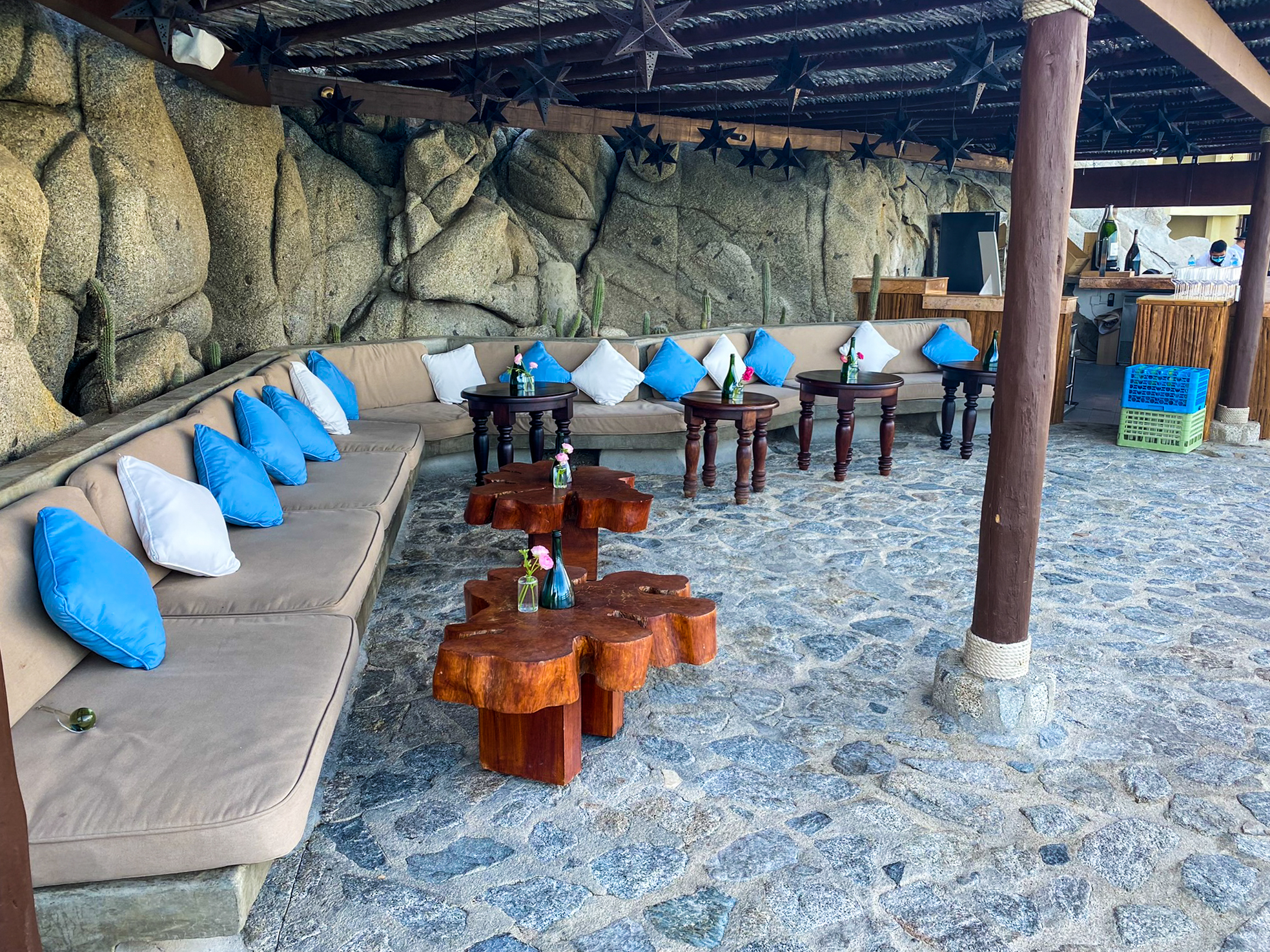 Waldorf Astoria Los Cabos Pedregal El Farallon Champagne Terrace seating