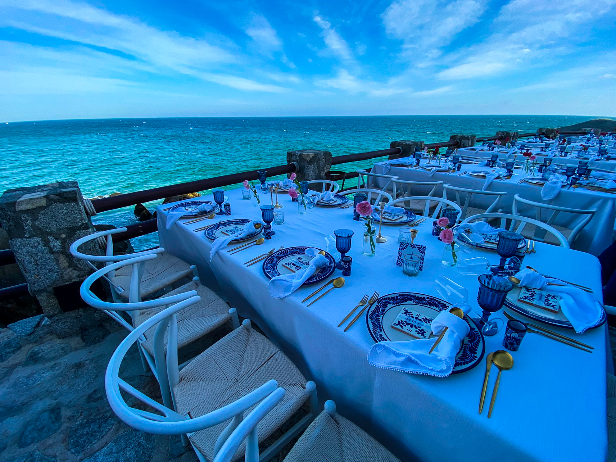 Waldorf Astoria Los Cabos Pedregal El Farallon seating (2)