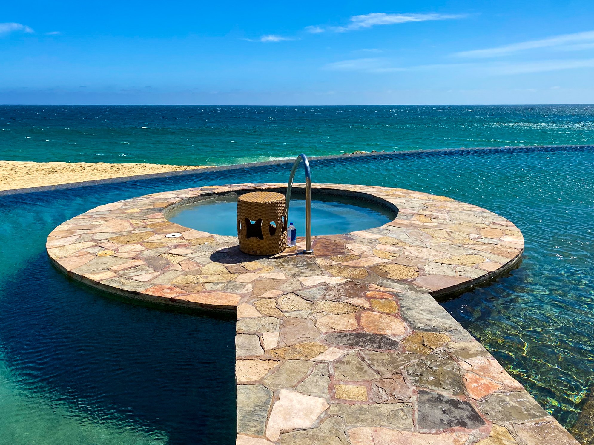 Waldorf Astoria Los Cabos Pedregal The Beach Club hot tub