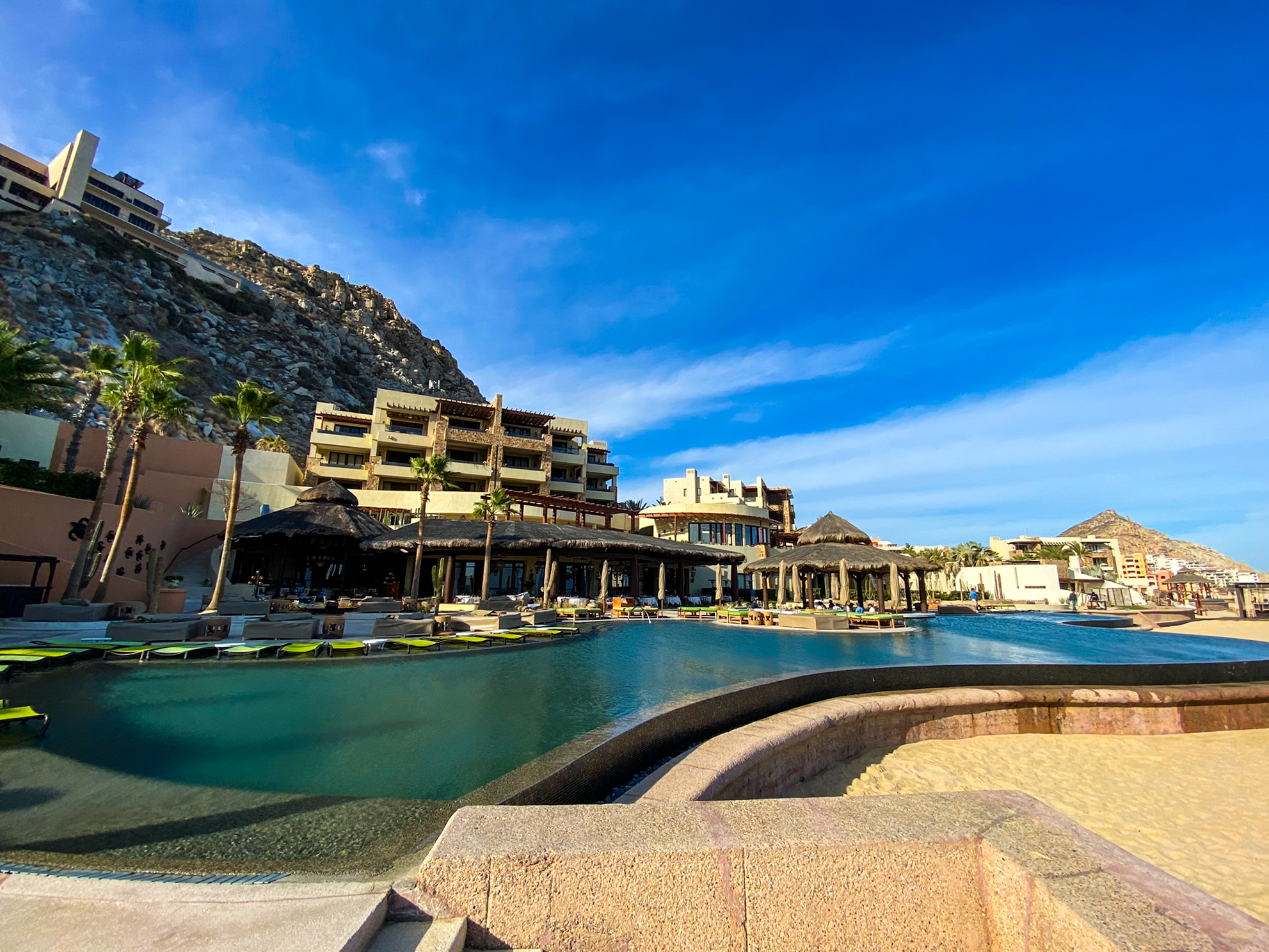 Waldorf Astoria Los Cabos Pedregal main infinity pool view