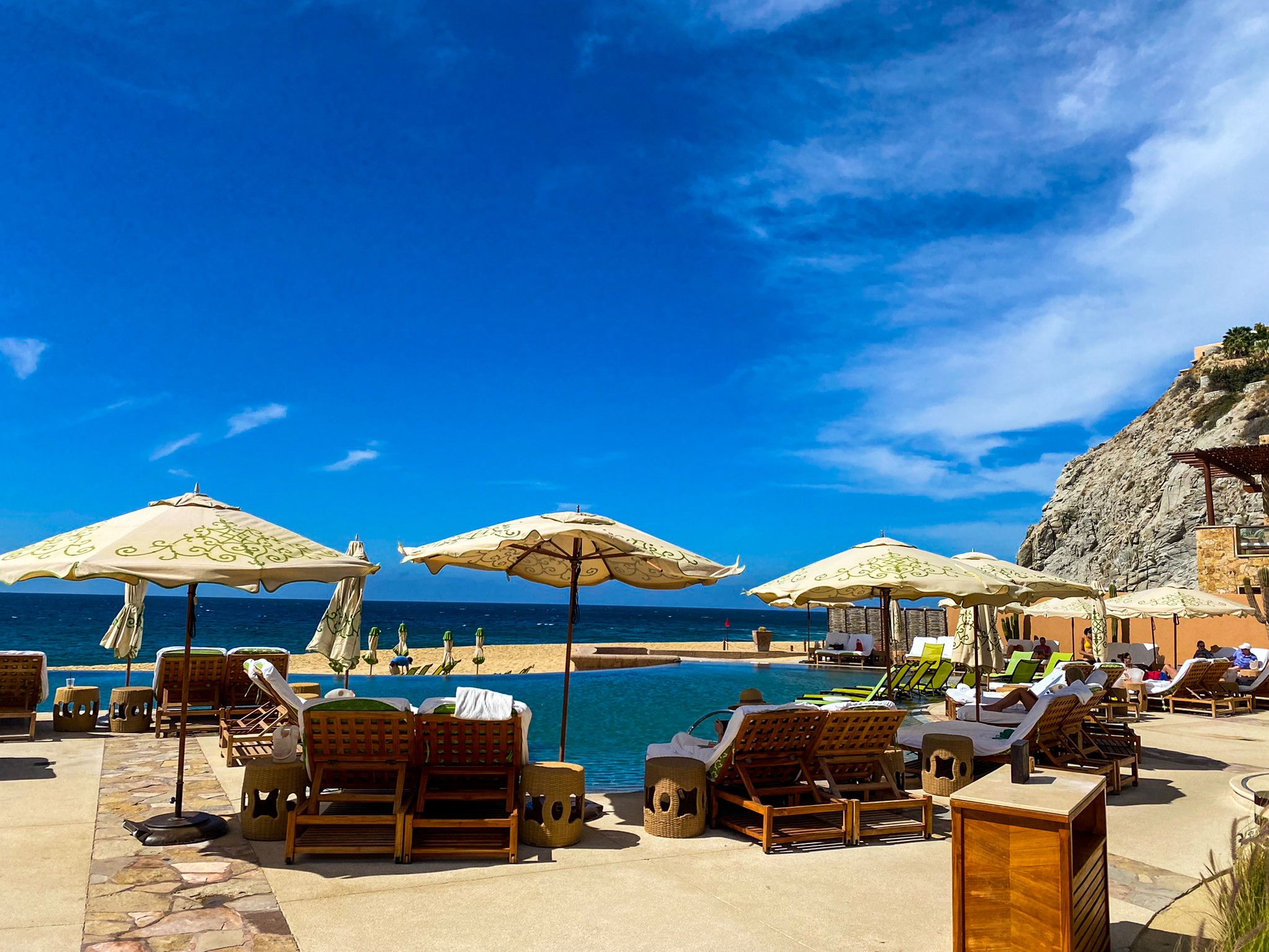 Waldorf Astoria Los Cabos Pedregal main resort pool