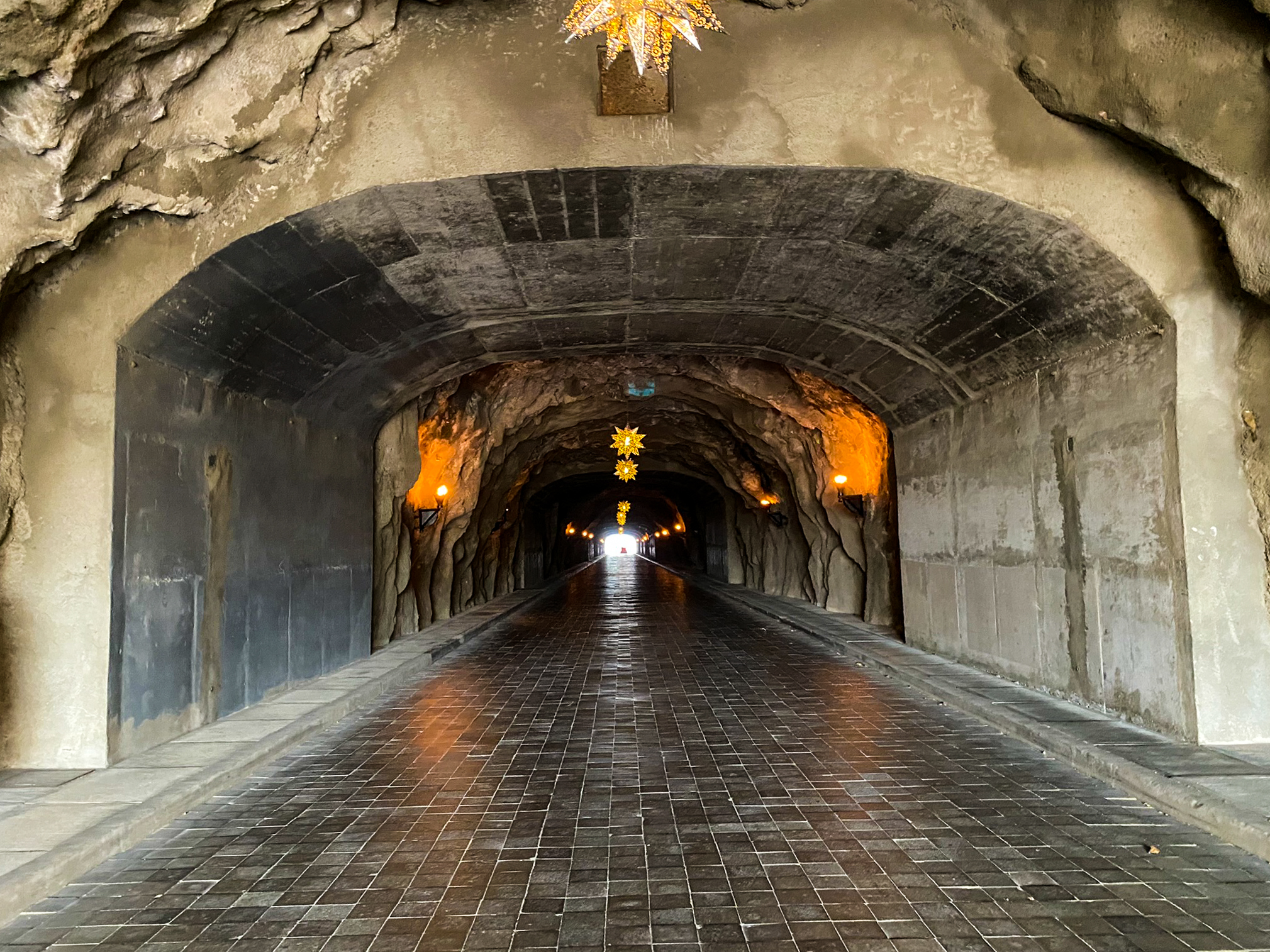 Waldorf Astoria Los Cabos Pedregal tunnel