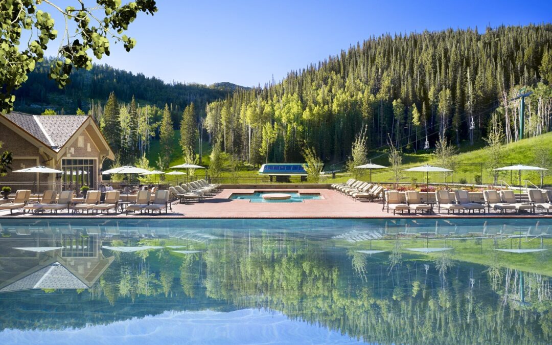 Stein Eriksen Lodge Deer Valley vs. Montage Deer Valley [2025]