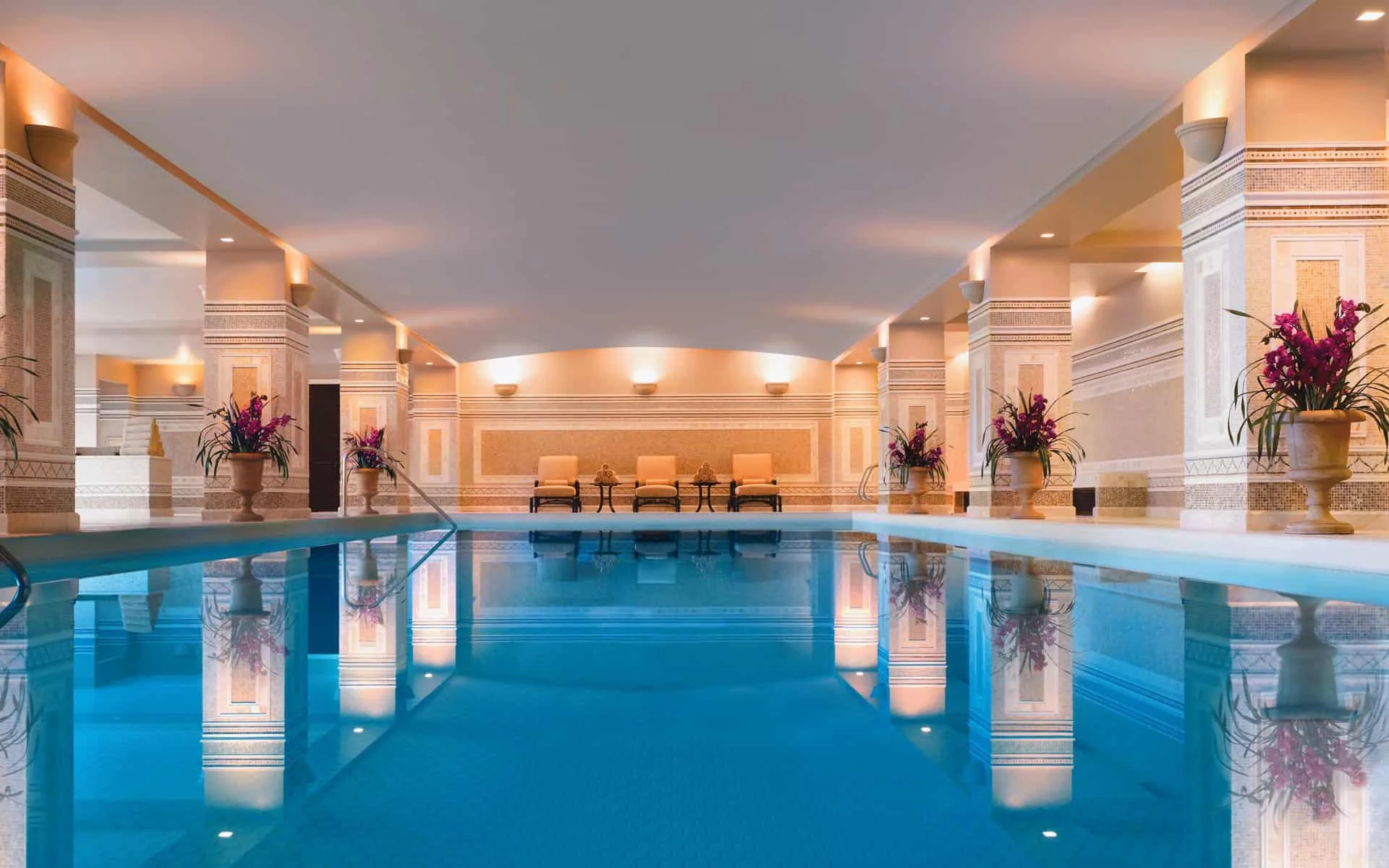 Spa Montage Indoor Pool