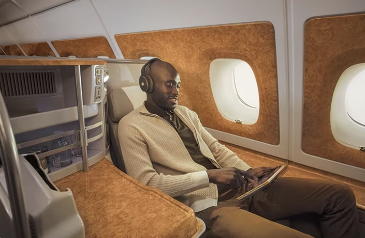 Emirates Business Class IFE