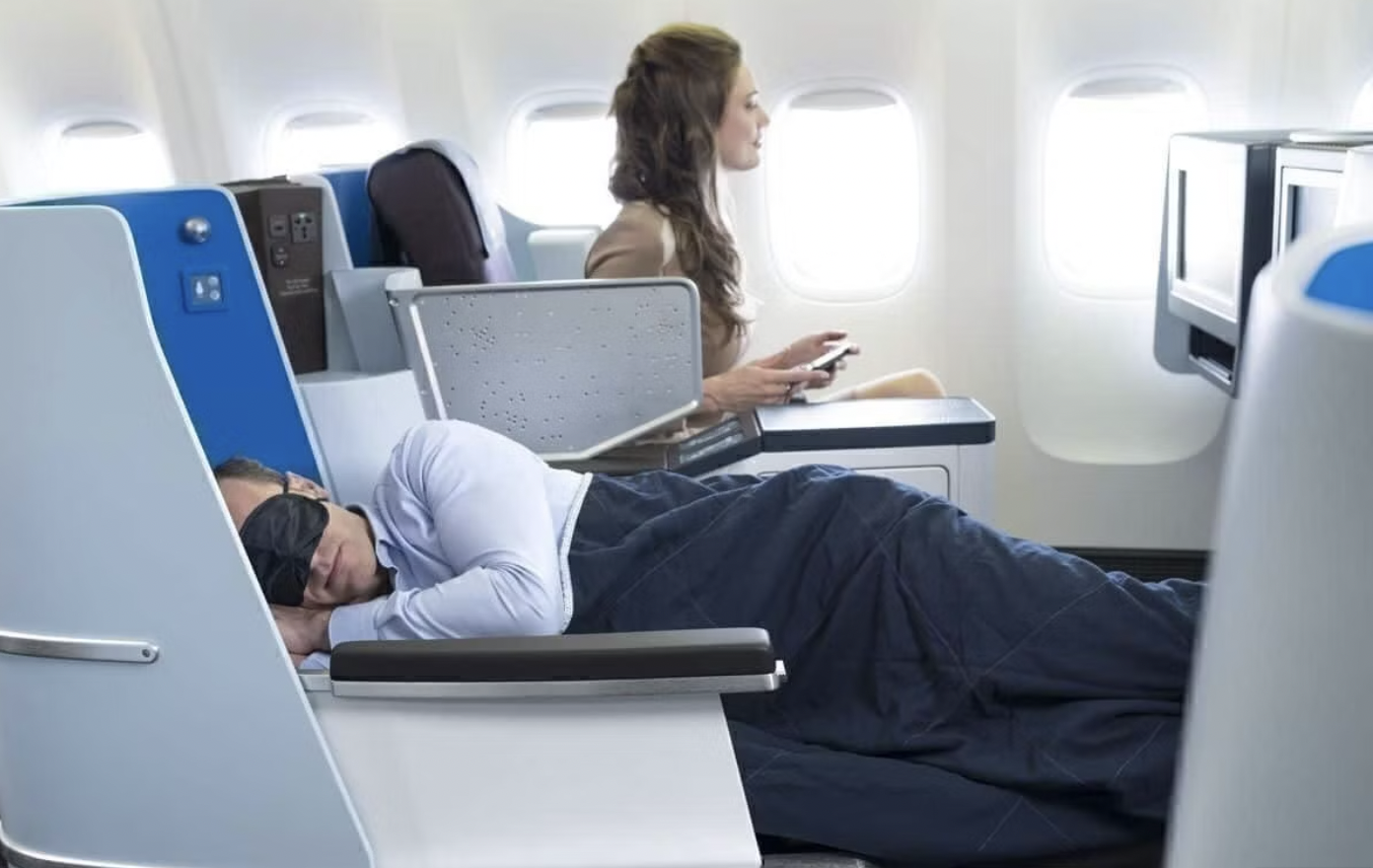 KLM LIe-Flat Seats on Long Haul Routes