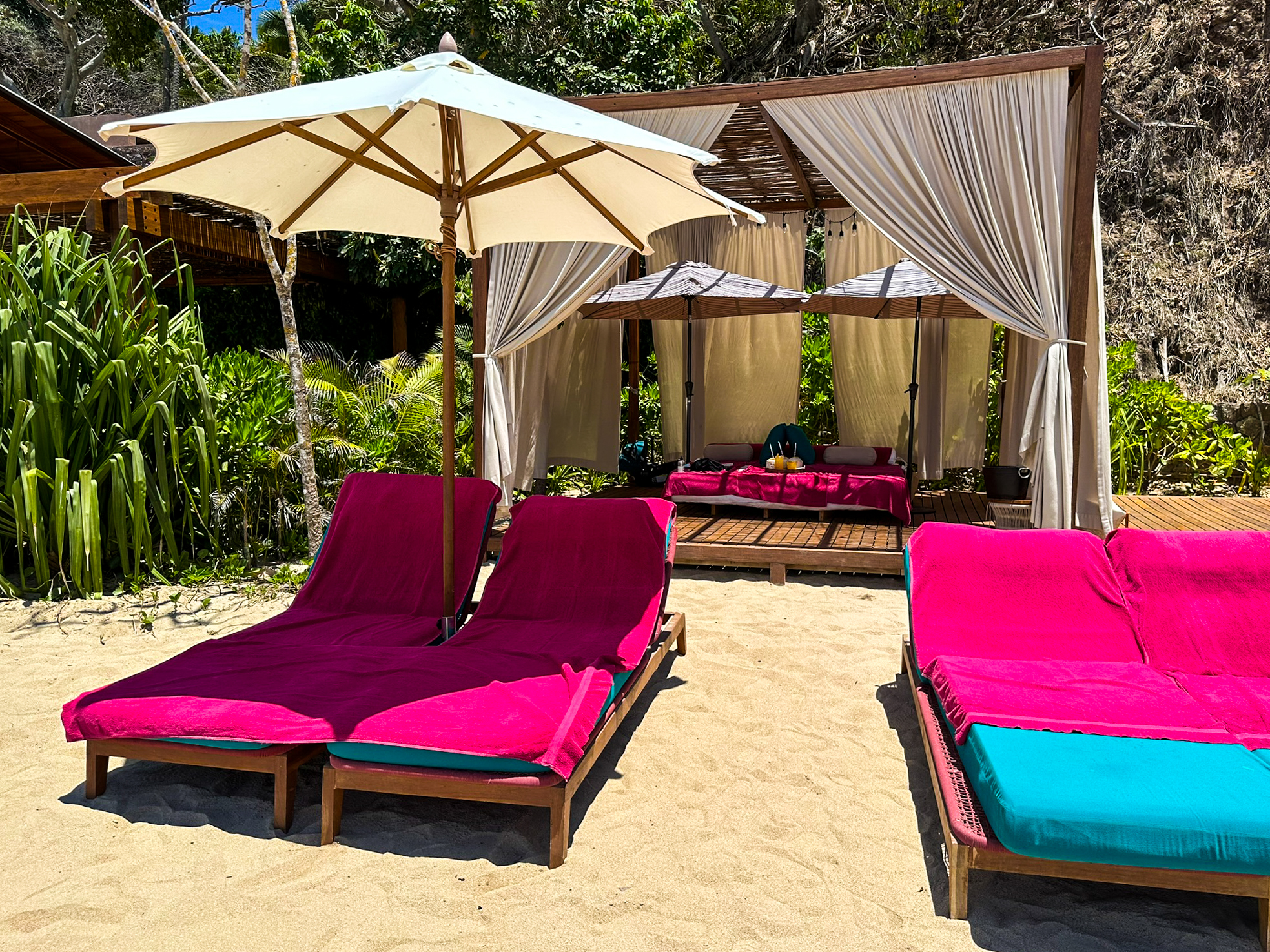 One&Only Mandarina Jetty Beach Club cabanas and sun loungers (2)