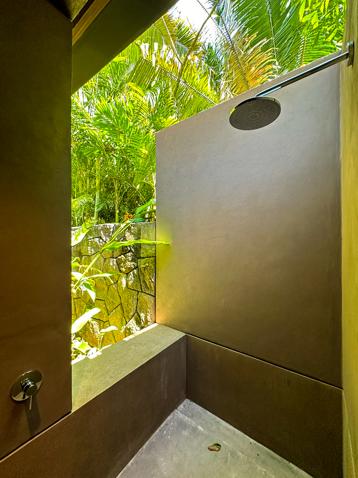 One&Only Mandarina outdoor shower